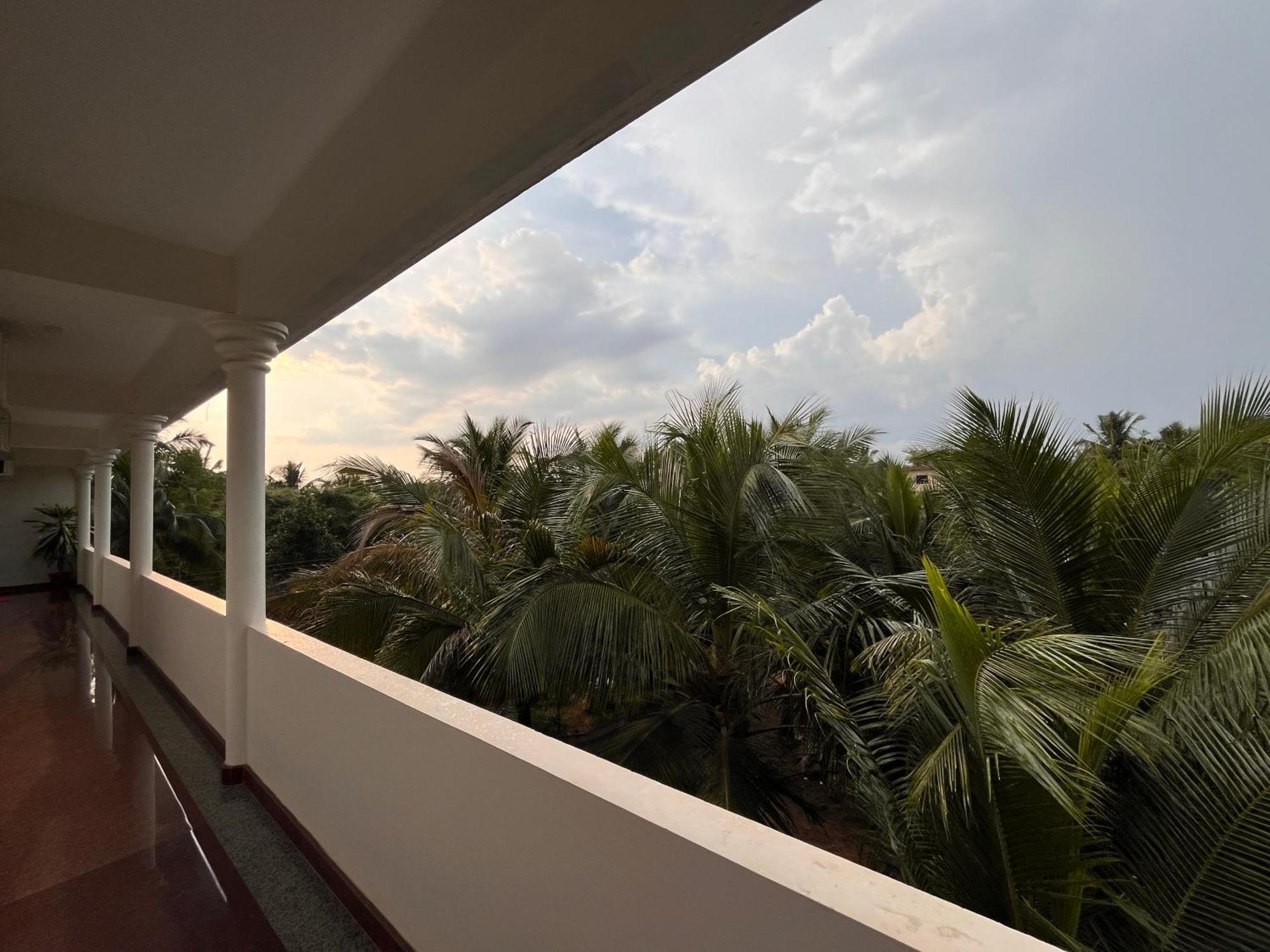 Morjim Sunset Hotel Екстер'єр фото